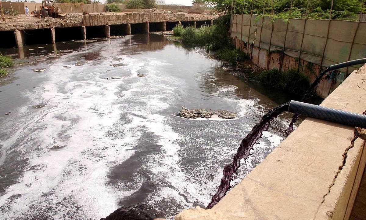 जौनपुर में रासायनिक पानी के कारण डेंजर जोन में पहुंच गए तीन विकासखंड